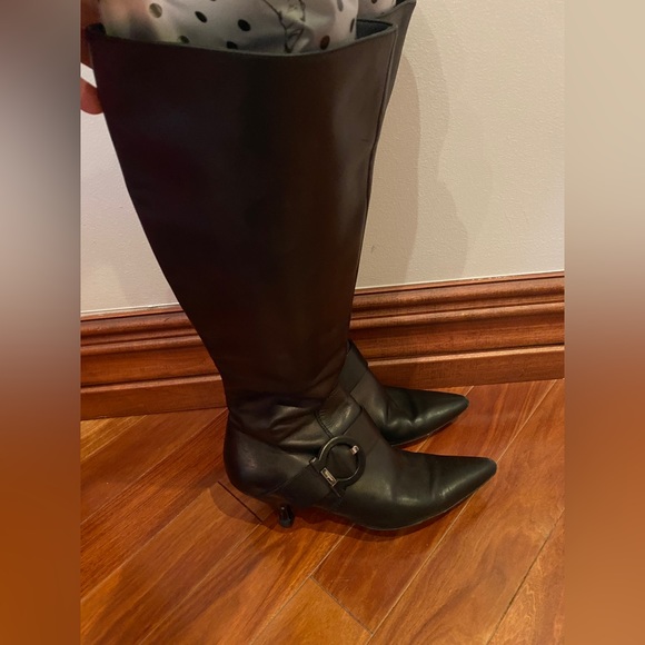 Salvatore Ferragamo Kitten Heels Knee High Boots with nice detail buckle - Picture 3 of 6